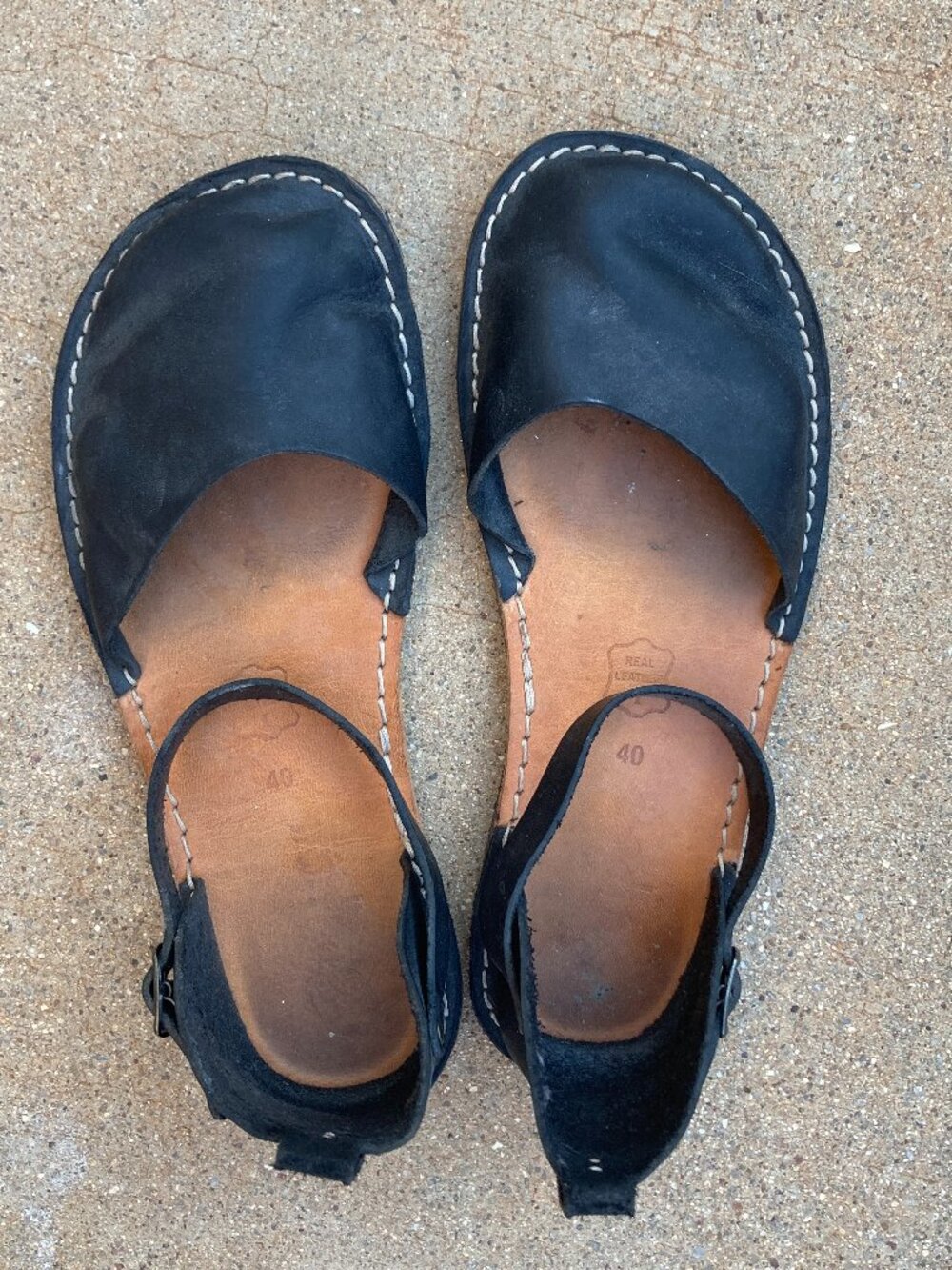 Crupon barefoot sandals Trevi in nero (black) size 40